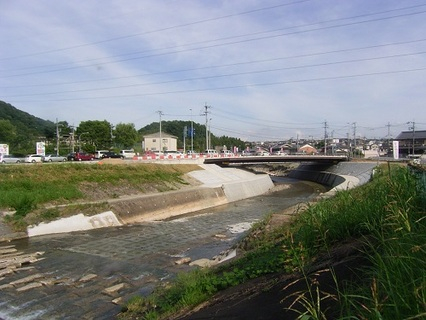 竜田川・国道168号 護岸工事（防災・安全社会資本整備交付金事業（総合治水）・社会資本整備総合交付金（道路改良））