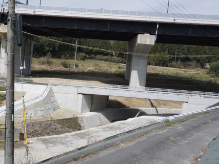 大和御所道路小山地区整備工事