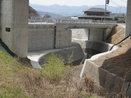 大和御所道路小山地区整備工事