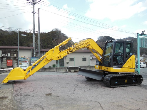 バックホウ納車