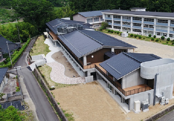 ☆下北山村　下北山保・小・中合同校舎竣工☆